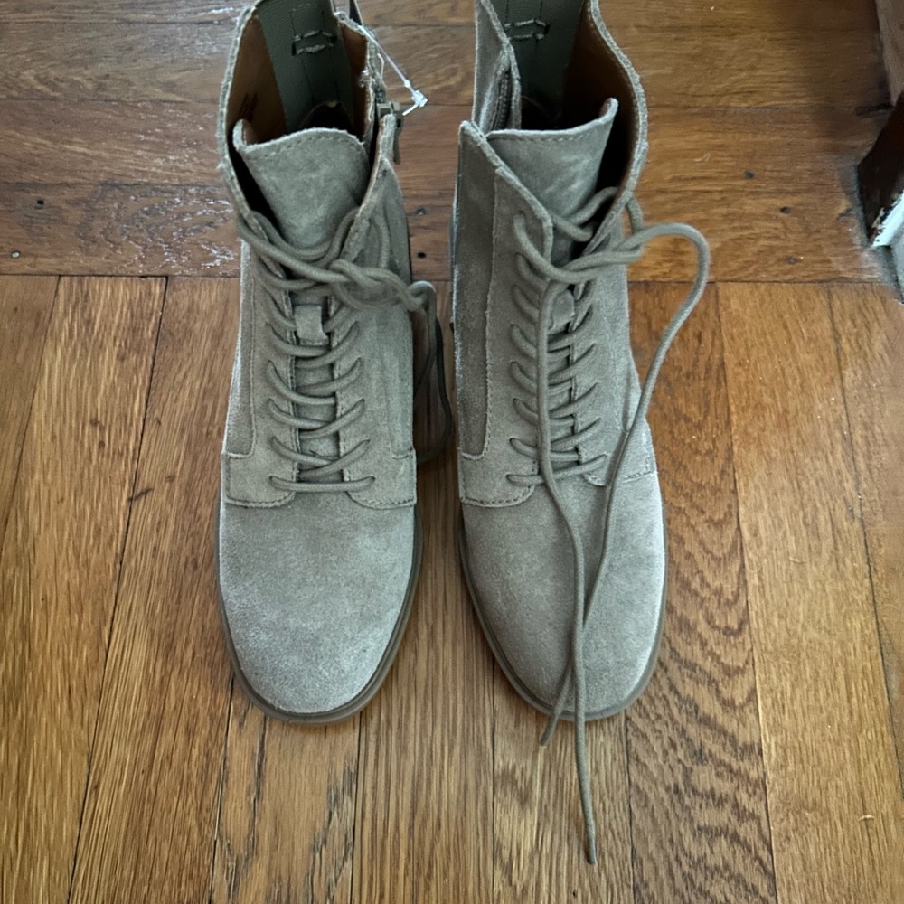Lucky Brand boots
